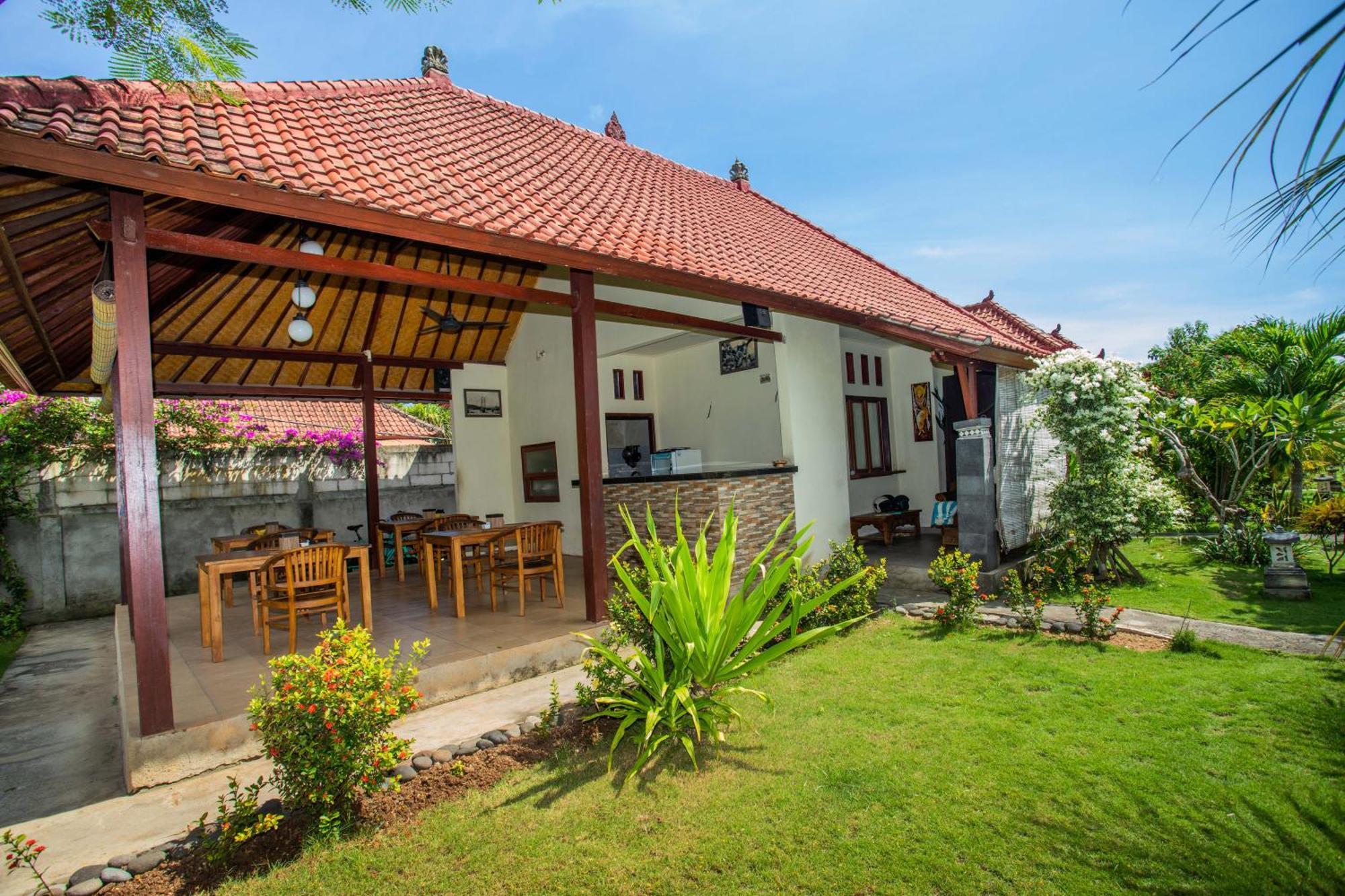 The Parnas Hotel Nusa Lembongan  Exterior photo